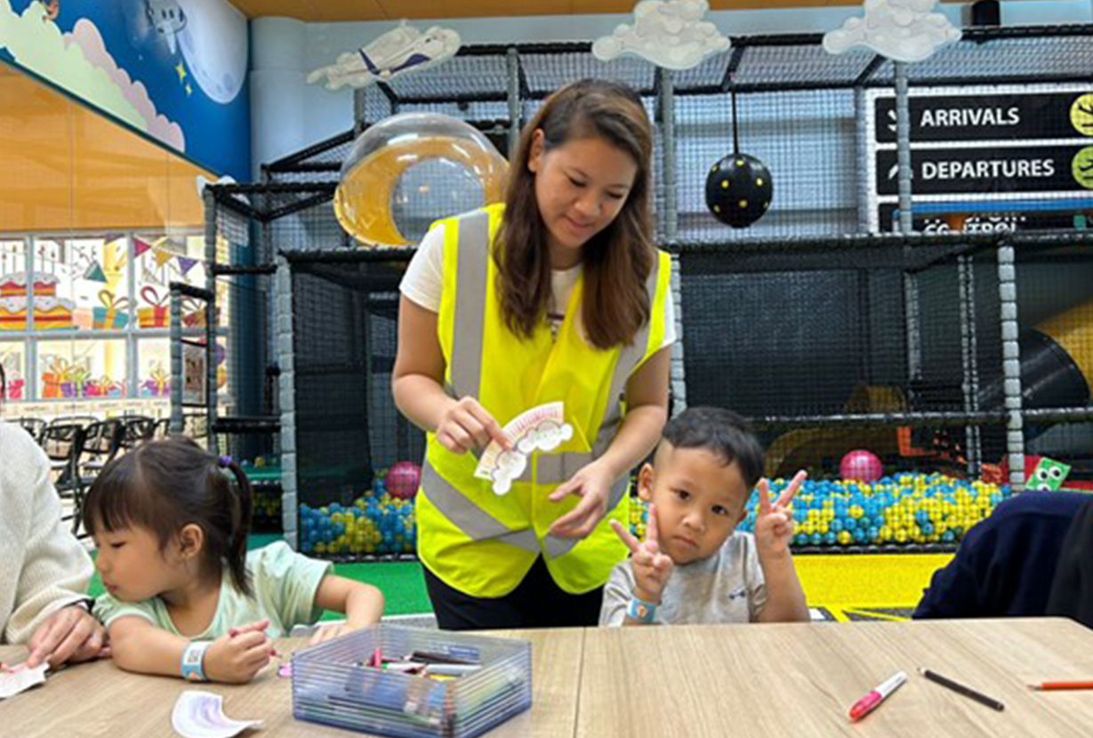 Ms Rachel Poh helps manage children’s activities and host birthday parties, and derives joy from ensuring every child’s birthday is unforgettable.