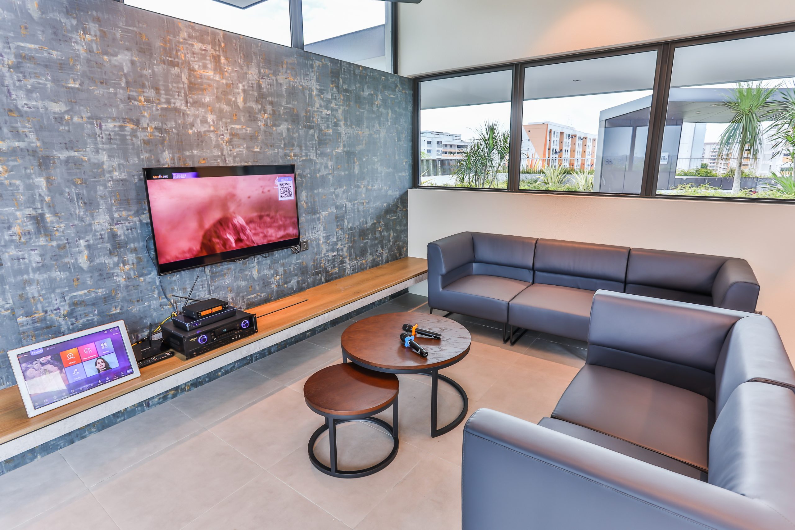 ManCave HomeTeamNS Khatib