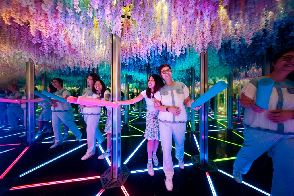 Jewel Changi Mirror Maze 1