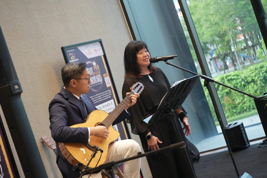 Light The Way Forward 8 DSC06595