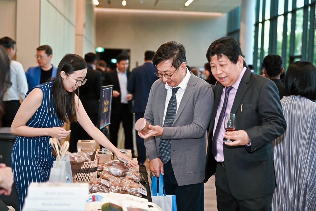 Light The Way Forward 13 DSC_7298