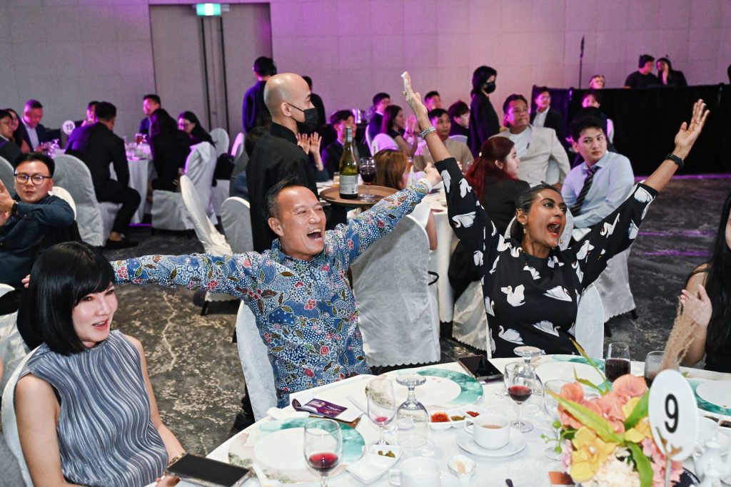 Light The Way Forward 11 DSC_7660-2