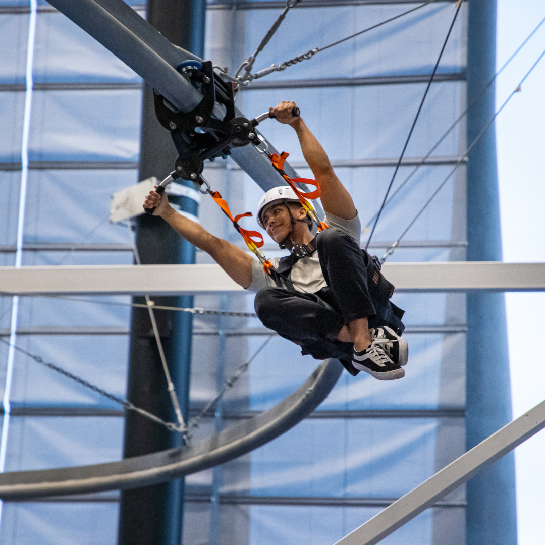 Adventure HQ 11 Roll Glider