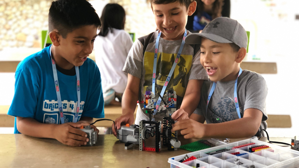 Bricks 4 Kidz Sinopec Kiosk Promo Digital Screen 1920×1080 2