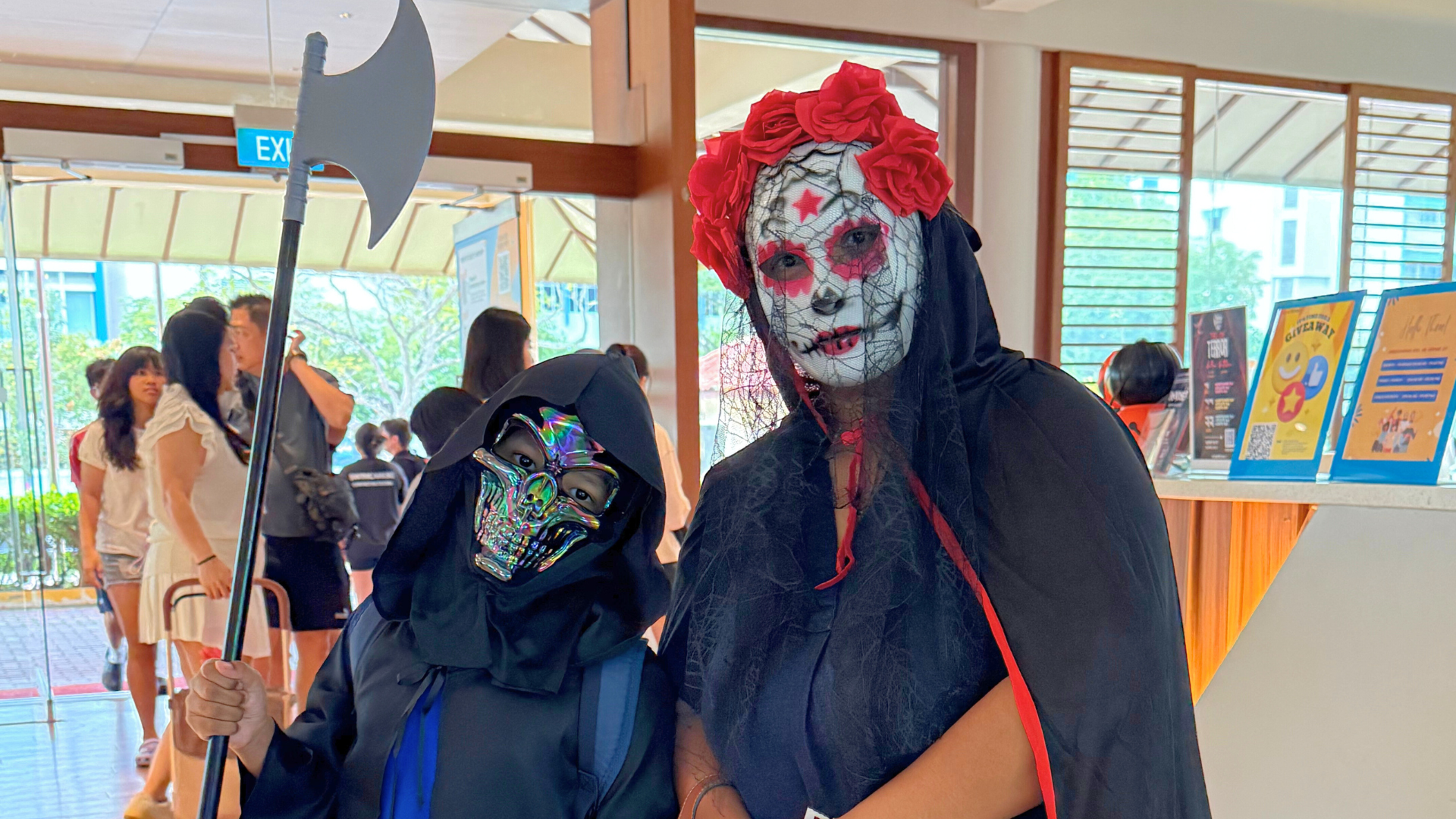 121